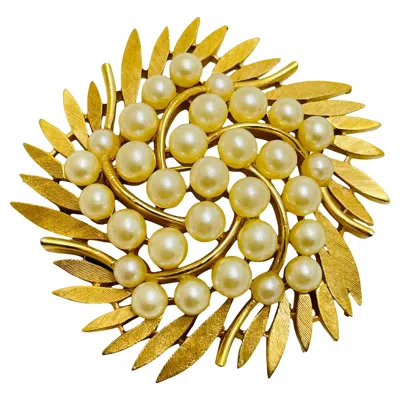 Pre-owned Trifari Vintage  Crown Gold Tone Pearls Designer Brooch In Multi