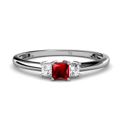 Pre-owned Trijewels Ruby & Diamond Princess Cut 3 Stone Women's Ring 0.38 Ctw 14k Gold Jp:12154 In G - H