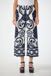 Trina Turk Estella 2 Pull On Cropped Pant In Multi