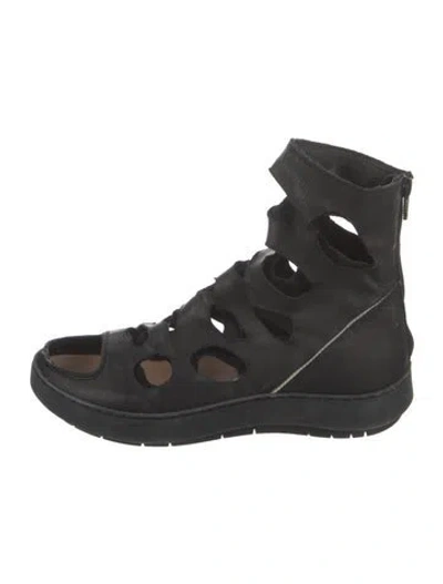 Pre-owned Trippen Leather Gladiator Sandals In Black