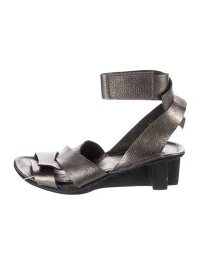 Pre-owned Trippen Leather Gladiator Sandals In Multi