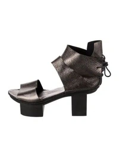 Pre-owned Trippen Leather Sandals In Black