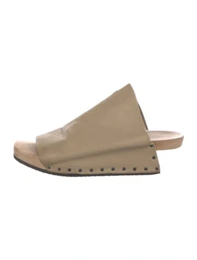 Pre-owned Trippen Leather Slides In Gold