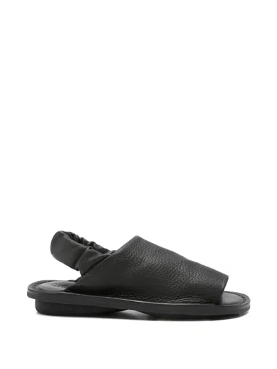 Trippen "nudge" Flat Sandals In Black