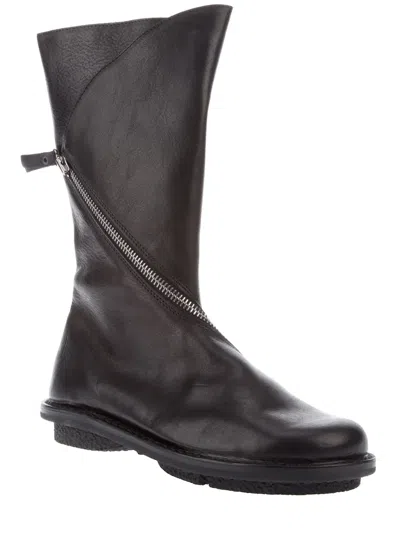 Trippen Asymetrical Zip Boots In Black