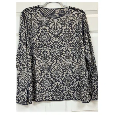 Trisha Tyler Reversible Crew Neck Navy Top In Blue