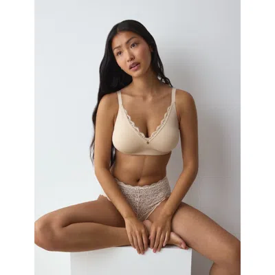 Triumph Amourette Wireless Minimizer Bra In Brown