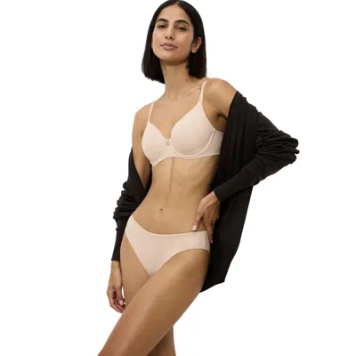 Triumph Body Make-up Essentials Wp In Multi
