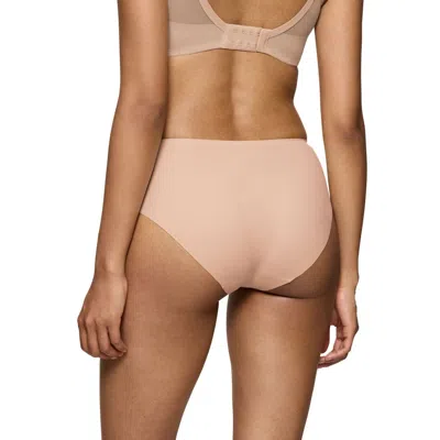 Triumph Smart Invisible Maxi In Neutral