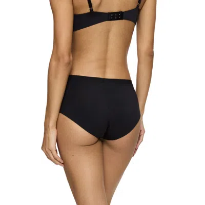 Triumph Smart Natural Maxi Ex In Black