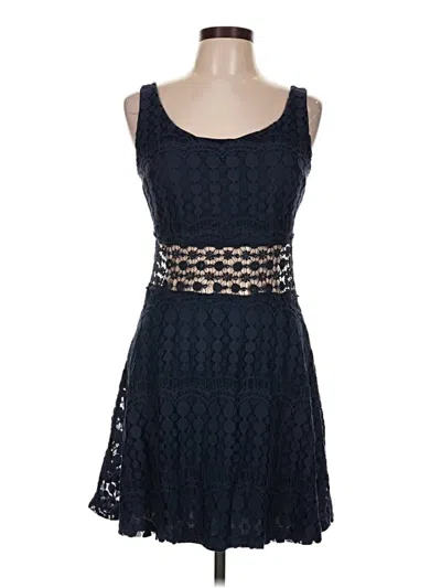 Pre-owned Trixxi Casual Dress In Blue