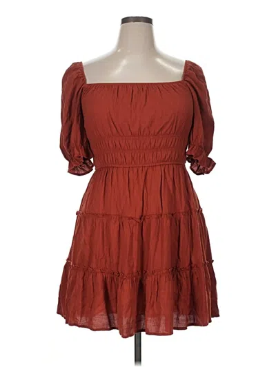 Pre-owned Trixxi Casual Dress In Burgundy