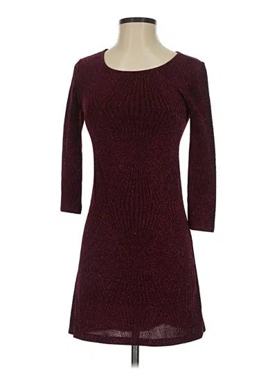 Pre-owned Trixxi Casual Dress In Burgundy