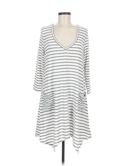 Pre-owned Trixxi Casual Dress In Gray