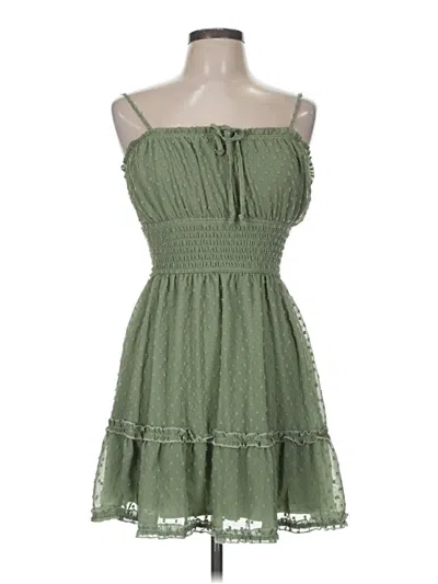 Pre-owned Trixxi Casual Dress In Green