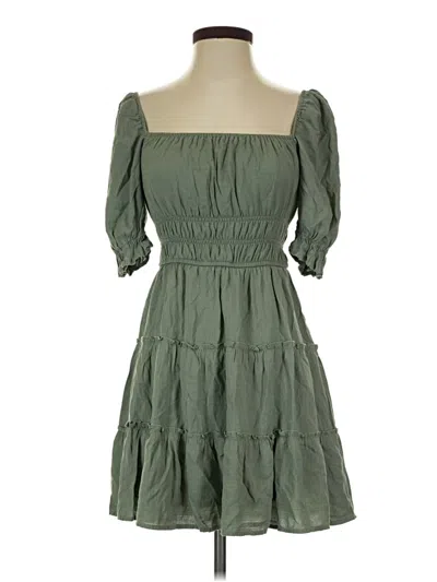 Pre-owned Trixxi Casual Dress In Green