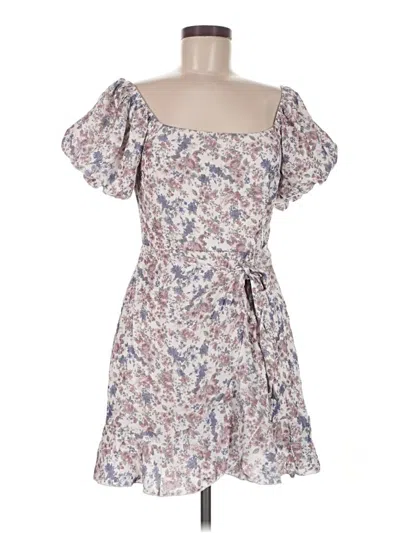 Pre-owned Trixxi Casual Dress In Ivory