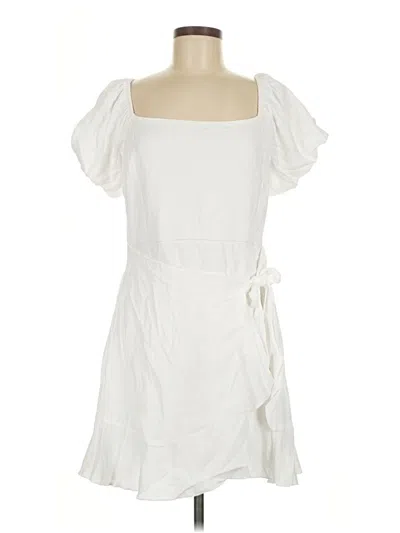 Pre-owned Trixxi Casual Dress In White