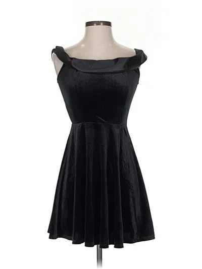 Pre-owned Trixxi Cocktail Dress In Black
