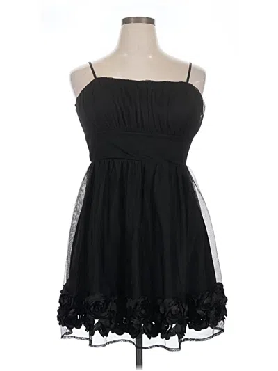 Pre-owned Trixxi Cocktail Dress In Black