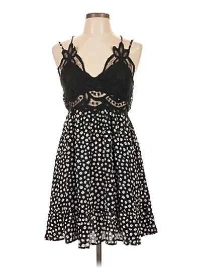 Pre-owned Trixxi Cocktail Dress In Black