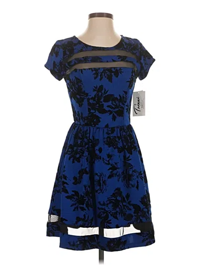 Trixxi Cocktail Dress In Blue