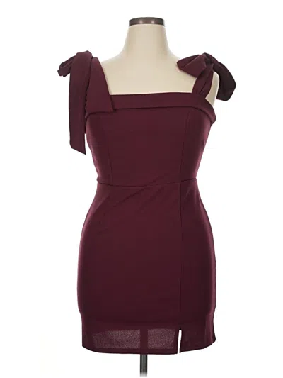 Pre-owned Trixxi Cocktail Dress In Burgundy