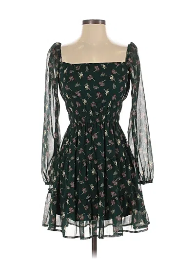 Pre-owned Trixxi Cocktail Dress In Green
