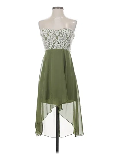 Pre-owned Trixxi Cocktail Dress In Green