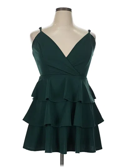 Pre-owned Trixxi Cocktail Dress In Green