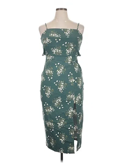 Pre-owned Trixxi Cocktail Dress In Green