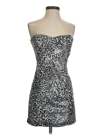 Pre-owned Trixxi Cocktail Dress In Silver
