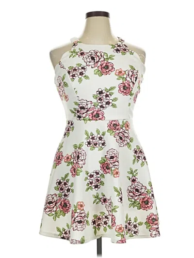 Pre-owned Trixxi Cocktail Dress In White