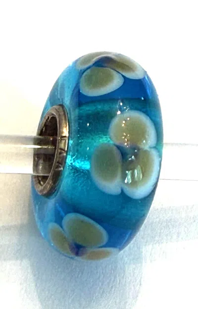 Trollbeads Women's Universal Flowers Glass Bead In Unique Teal With Beige In Blue