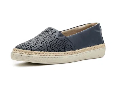 Trotters Accent Perf In Blue