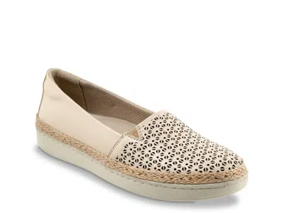 Trotters Accent Slipon In Neutral