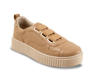 TROTTERS TROTTERS BLISS PLATFORM SNEAKER