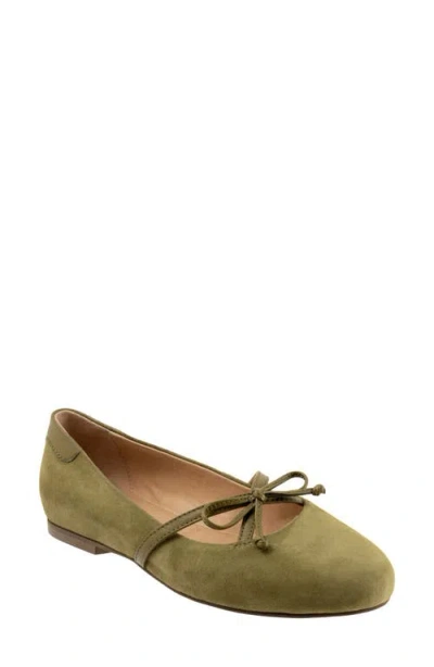 Trotters Carissa Ballet Flat