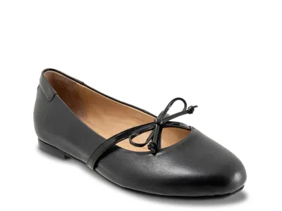 Trotters Carissa Ballet Flat In Black