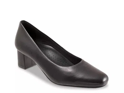 Trotters Daria Pump In Black