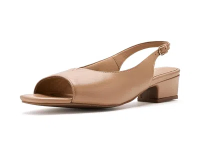 Trotters Dawn Sandals In Brown