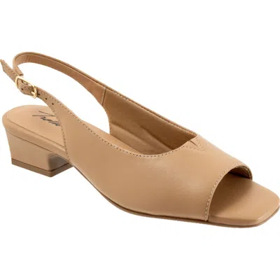 Trotters Dawn Slingback Sandal In Nude