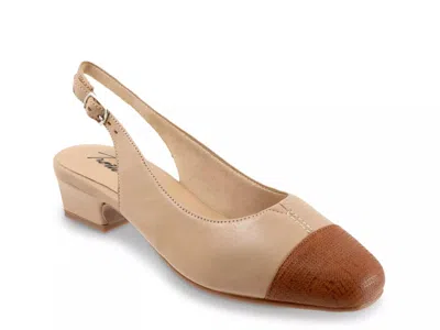 Trotters Dea Pump In Neutral