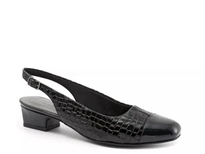 Trotters Dea Pump In Black