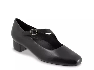 Trotters Desna Mary Jane Pump In Black