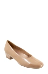 Trotters Wide Width Doris Pump In Beige Patent