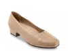 Trotters Wide Width Doris Pump In Brown