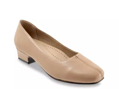 TROTTERS TROTTERS DORIS PUMP