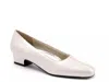 Trotters Doris Pump In White