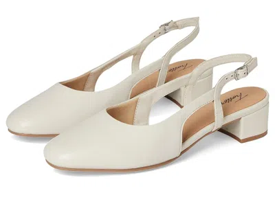 Trotters Dottie High In White